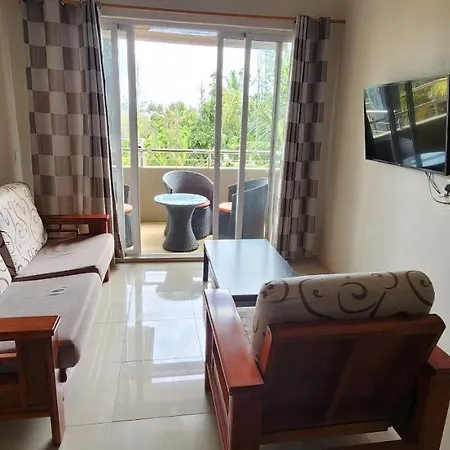 Number 7, 2Nd Floor, Pebble Bay Apartments With Garden View Grand Baie Exterior photo