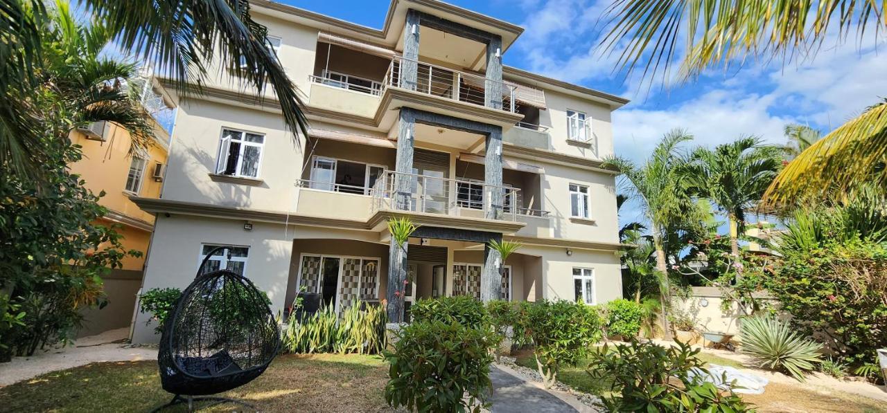 Apartment Number 7, 2nd Floor, Pebble Bay With Garden View Grand Baie