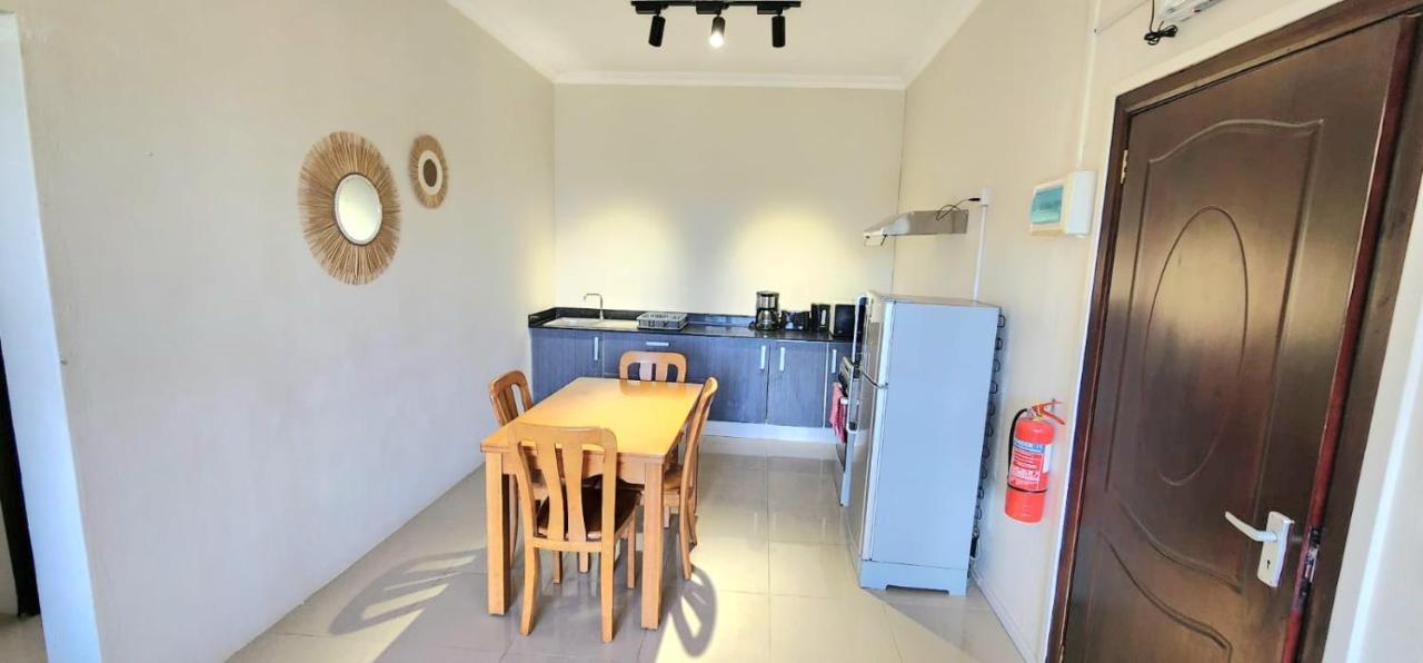 Apartment Number 7, 2nd Floor, Pebble Bay With Garden View